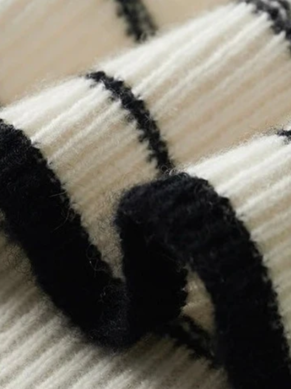 SIMÓN | JERSEY TRENZADO | TOQUE DEPORTIVO MODERNO