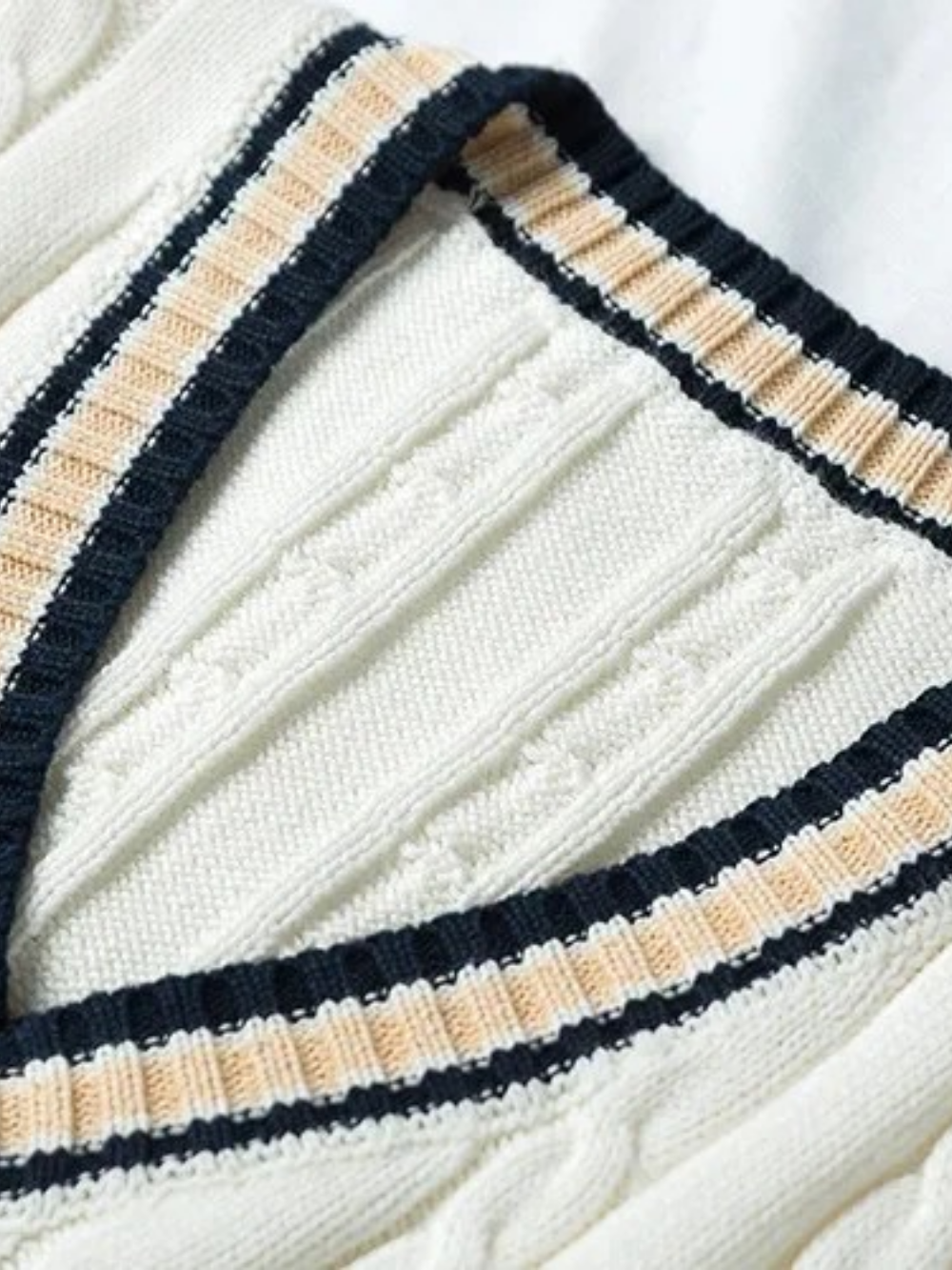 ALONSO | CHALECO VINTAGE HOMBRE | TOQUE SOFISTICADO