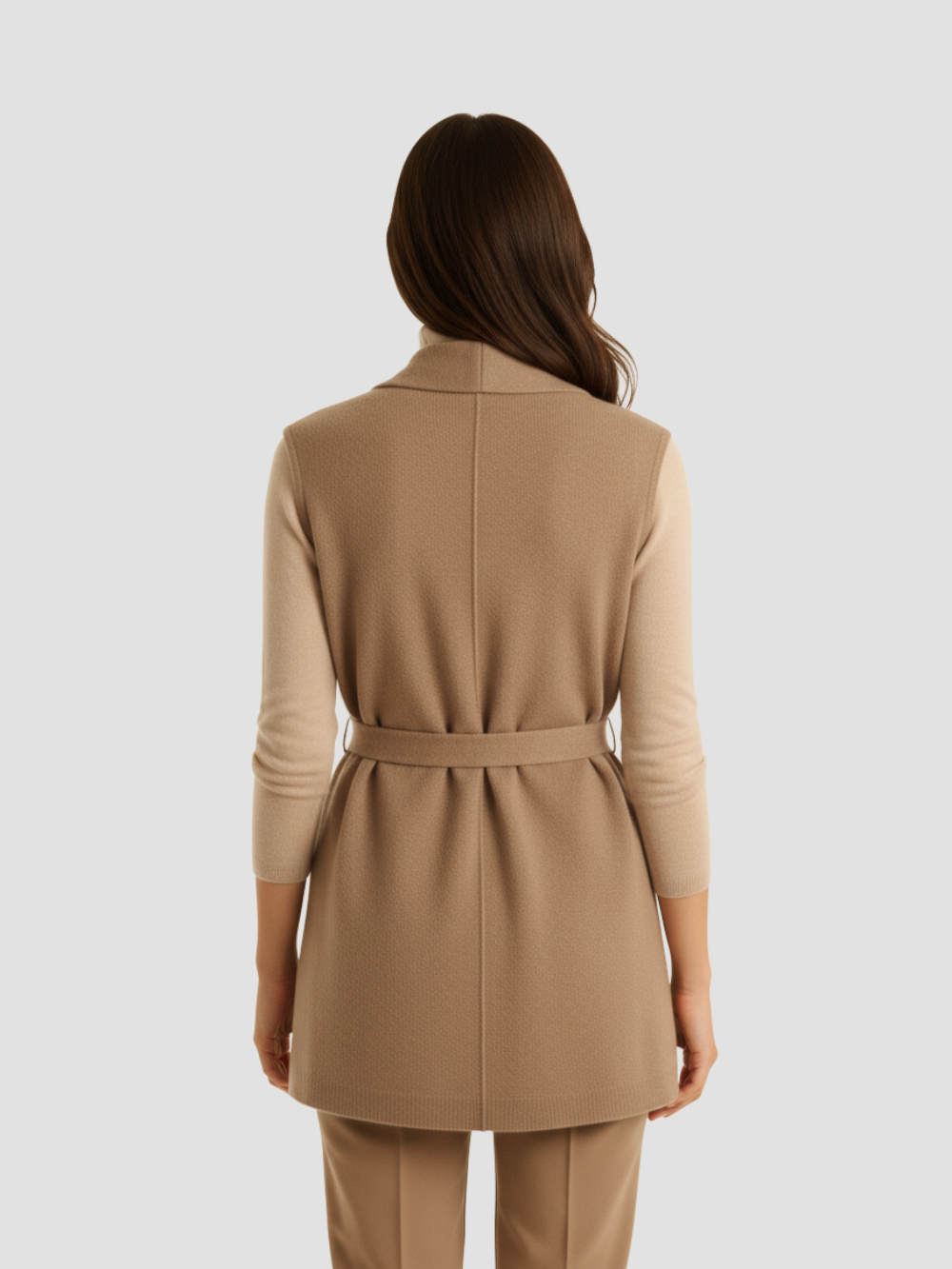 ARDILIA | CARDIGAN SIN MANGAS PARA MUJER: EQUILIBRIO ENTRE LIGEREZA Y DISTINCIÓN