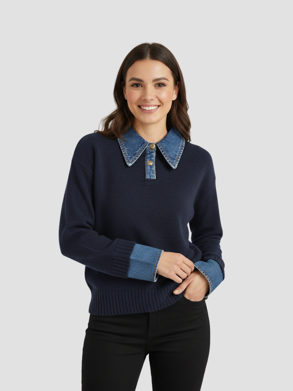 YSANDRA | JERSEY DE MUJER CON DETALLES EN DENIM – COMODIDAD NATURAL Y DISTINCIÓN URBANA