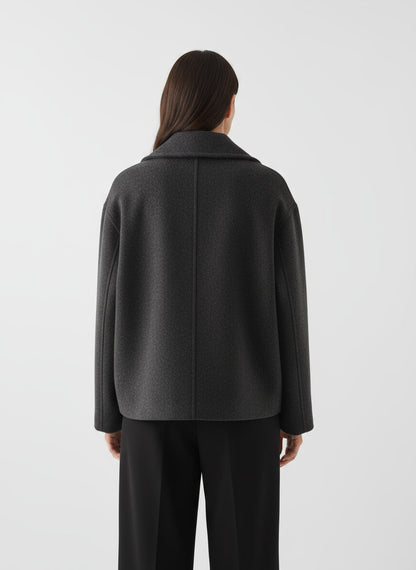 ALBA | ABRIGO DE MUJER | SOLAPAS ANCHAS Y ELEGANCIA CLÁSICA