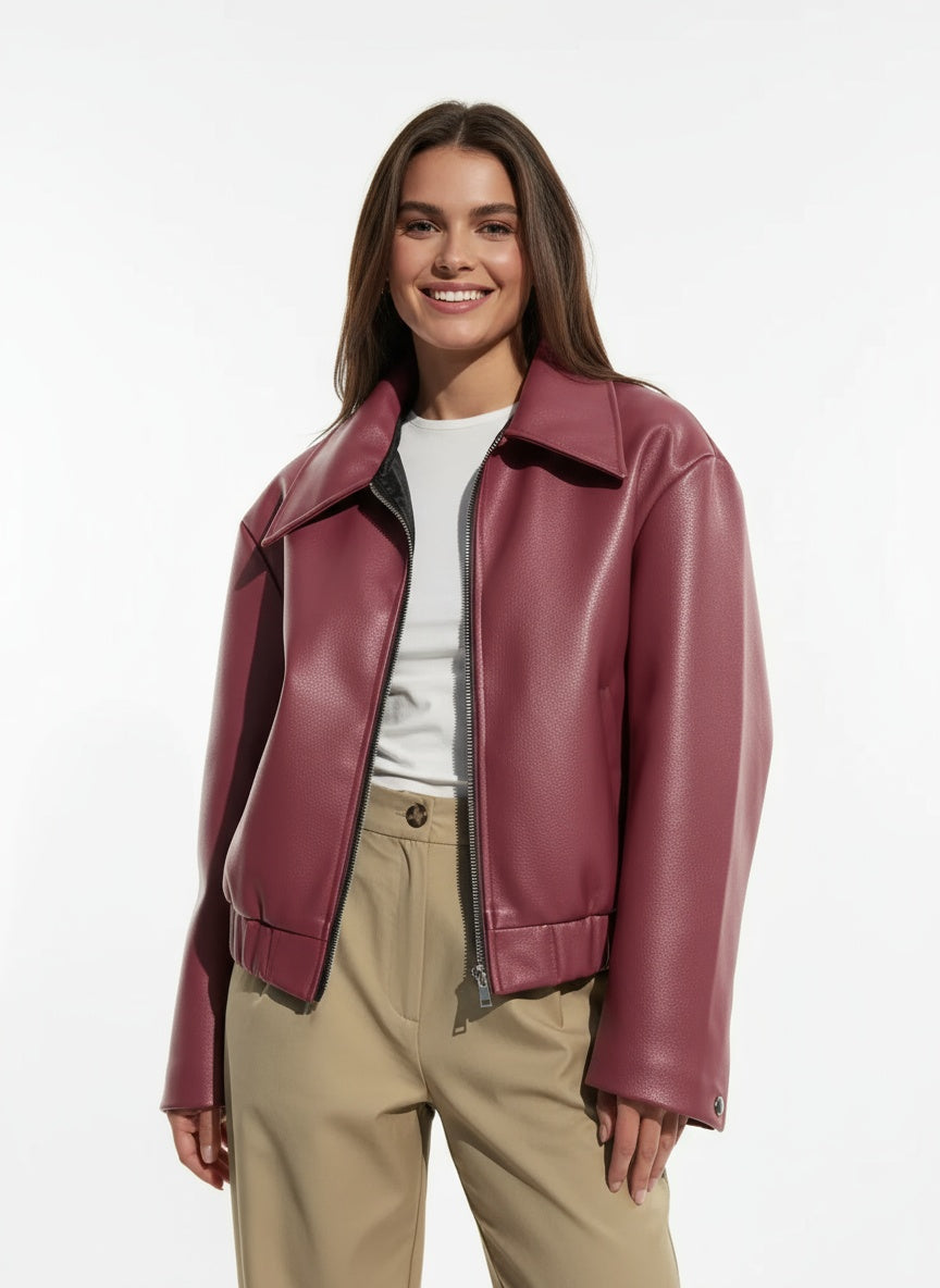 ARABELA | CHAQUETA DE CUERO PARA MUJER – ELEGANCIA AUDAZ Y SOFISTICACIÓN CONTEMPORÁNEA