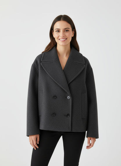 ALBA | ABRIGO DE MUJER | SOLAPAS ANCHAS Y ELEGANCIA CLÁSICA