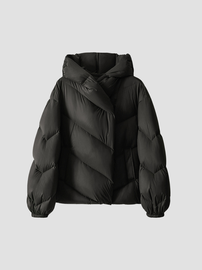 SELVYA | ABRIGO ACOLCHADO CORTO PARA MUJER – CALIDEZ CONTEMPORÁNEA Y DISEÑO FEMENINO