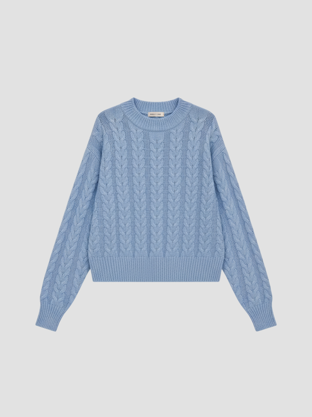 SERELINA | JERSEY DE MUJER CON ESCOTE PLEGADO – EQUILIBRIO ENTRE SENSUALIDAD Y DISTINCIÓN