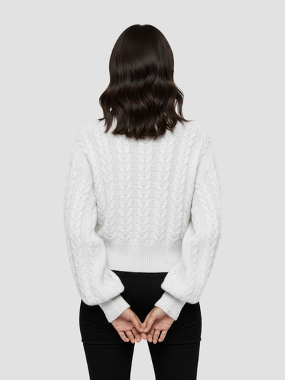 SERELINA | JERSEY DE MUJER CON ESCOTE PLEGADO – EQUILIBRIO ENTRE SENSUALIDAD Y DISTINCIÓN